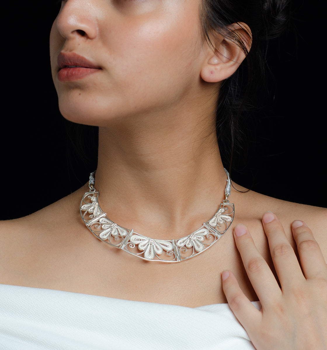 Trellis necklace